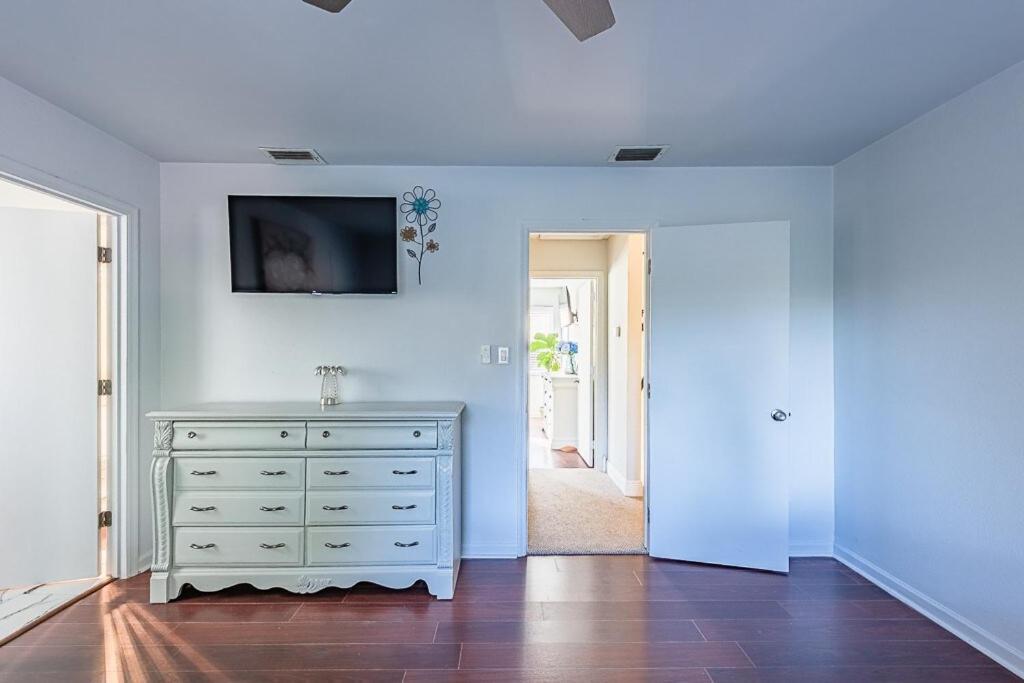 Cozy Townhome Retreat With King Bed Near I-10, Capitol, Fsu & Famu Tallahassee Exteriér fotografie