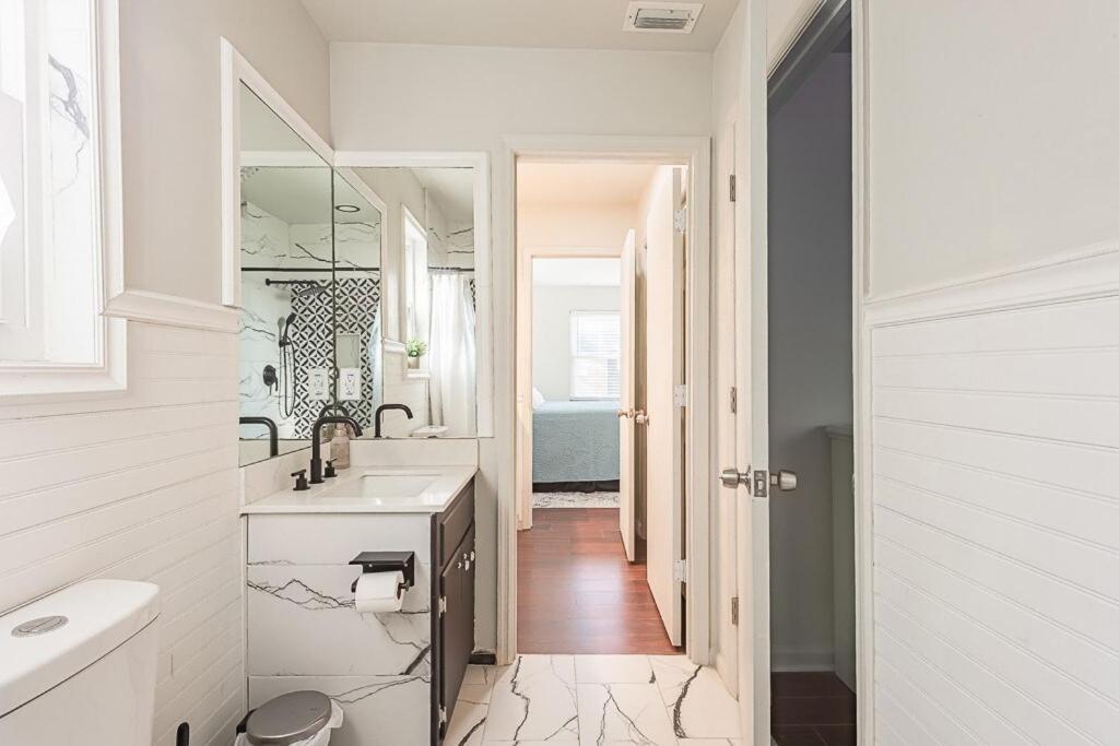 Cozy Townhome Retreat With King Bed Near I-10, Capitol, Fsu & Famu Tallahassee Exteriér fotografie