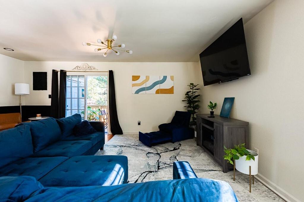 Cozy Townhome Retreat With King Bed Near I-10, Capitol, Fsu & Famu Tallahassee Exteriér fotografie